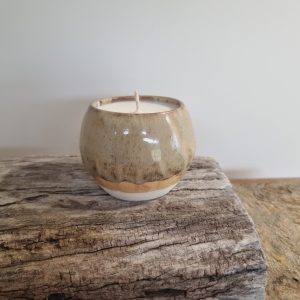 Lumina Terra - Ironstone - Fragrance - Australian Bush - 004